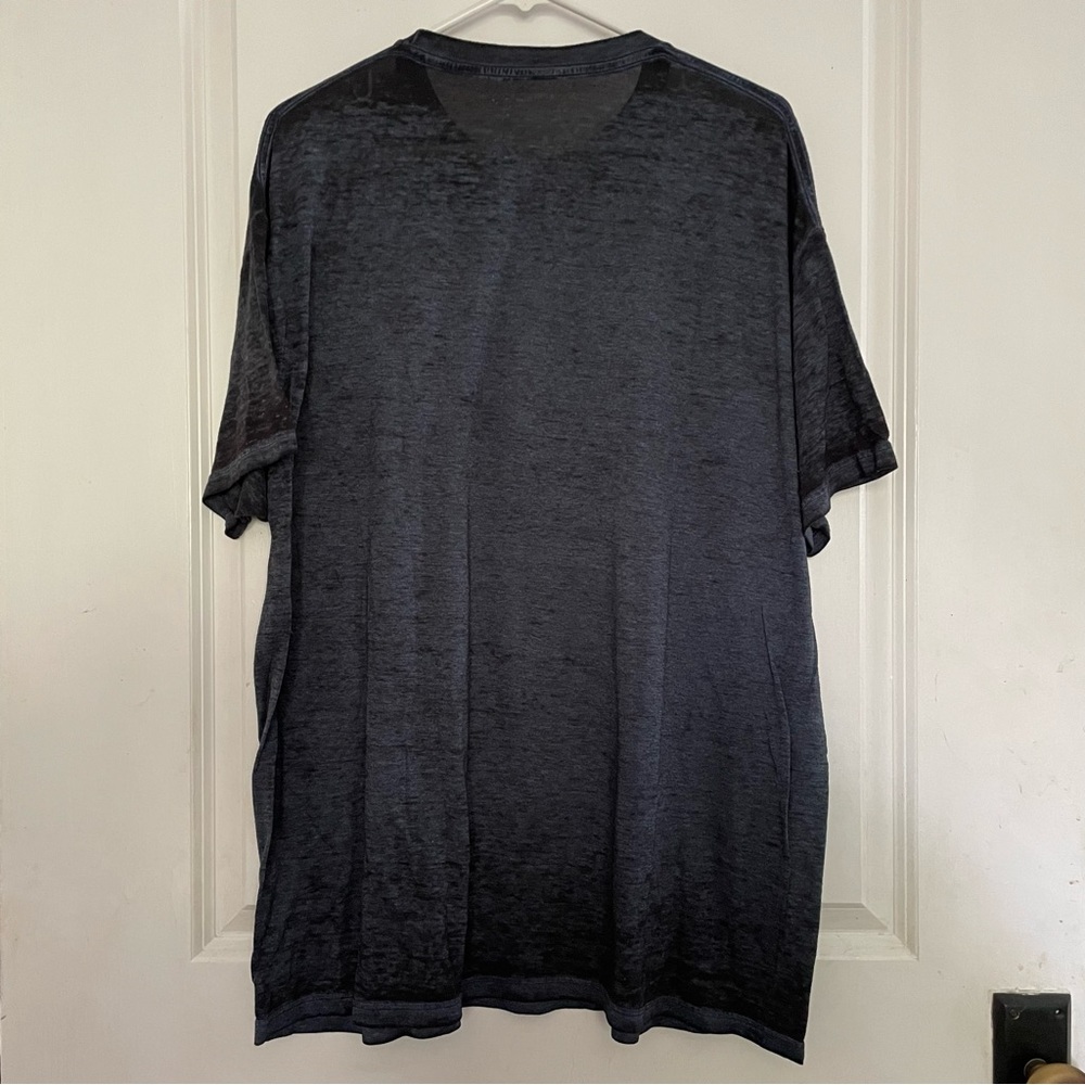 Pink Floyd Lightweight Tee - Picture 2 of 6